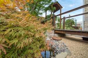 Photo 15- click for photo gallery